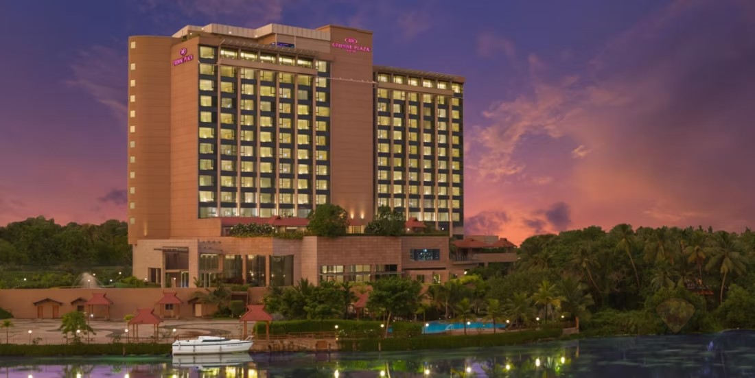 Crowne Plaza Kochi, Kochi