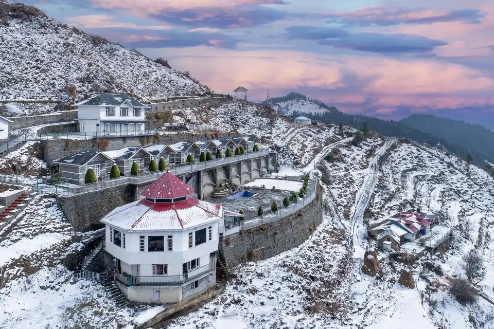 Echor The Koti Village Resort, Kufri–Chail