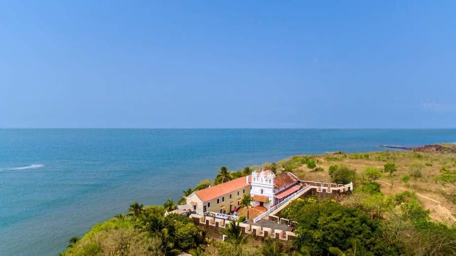 Fort Tiracol Heritage Hotel, Tiracol Fort