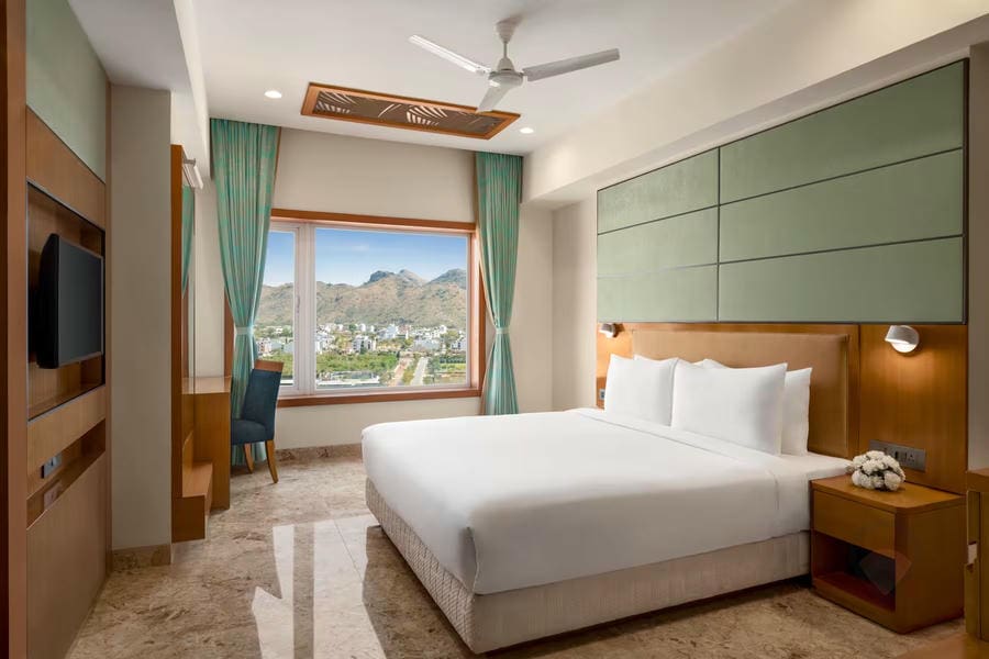 Howard Johnson by Wyndham Udaipur, photo 2