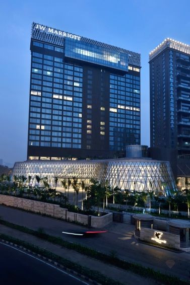 JW Marriott Hotel, EM Bypass