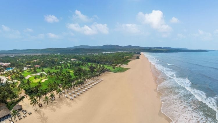 St. Regis Goa Resort, Mobor